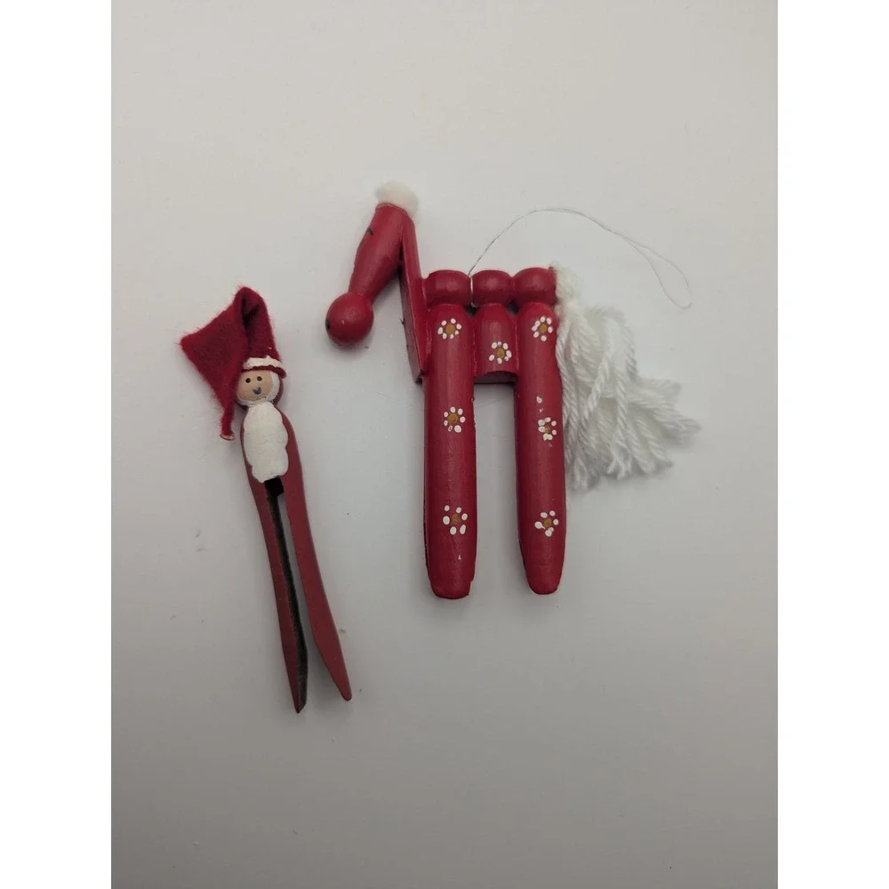 2‎ Vintage Christmas Ornaments Horse & Santa Old Wooden Clothespins Red White